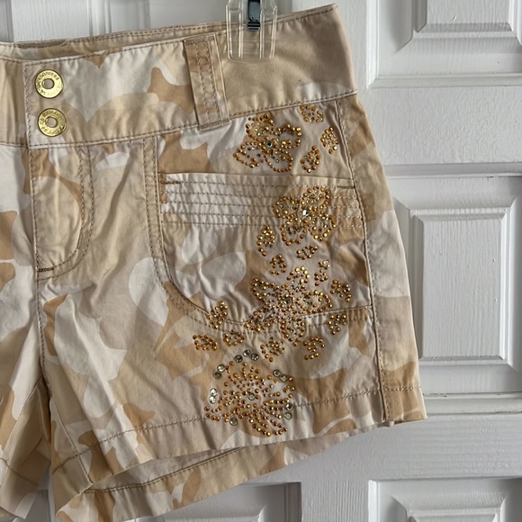 Express shorts - Picture 2 of 4